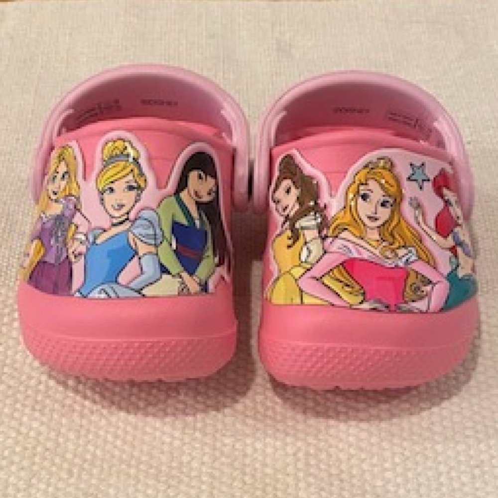 NEW! CROCS Disney Princess Pink Clog Toddler Size 4!